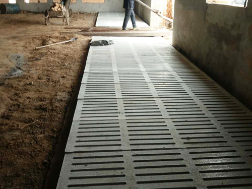 水泥漏糞板組件