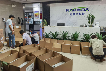 tf88測(cè)溫消毒一體機(jī)緊急供往國(guó)外市場(chǎng)用于精準(zhǔn)防疫