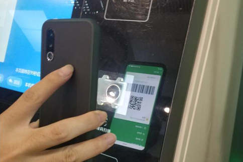 二維條碼識別模組，多領域?qū)Ｓ檬謾C二維碼識讀設備哪種好？