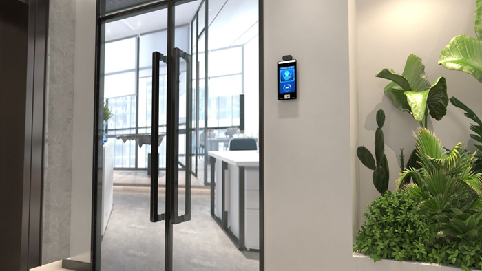 健康碼身份證測溫核驗(yàn)設(shè)備系列F6 智能人臉識別測溫健康碼核驗(yàn)閘機(jī)通道立柱款